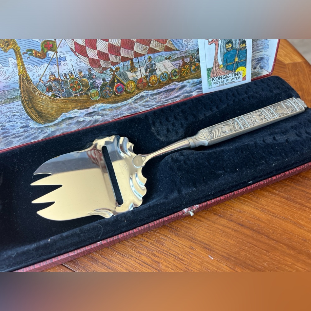 NIB Vintage Konge Tinn Norwegian Pewter Cheese Plane Slicer Vikings